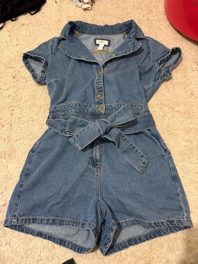 Forever 21 Woman’s Blue Denim Short Romper with Tie Waist